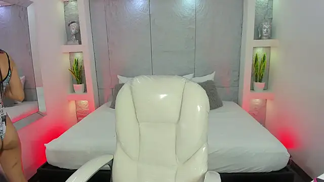 Snapshot of AmyColman_ chatting on December 2, 2025, 11:34 am AmyColman online show from December 2, 2025, 11:34 am