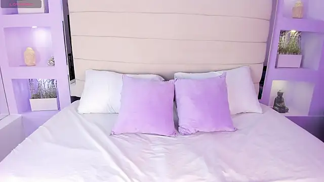 Snapshot of AmyColman_ chatting on December 20, 2025, 12:08 pm AmyColman online show from December 20, 2025, 12:08 pm