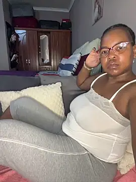 SweetCandy84 online show from December 3, 2025, 10:58 am