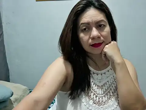 Snapshot of xxxHoneyBee29 chatting on February 13, 2026, 10:32 pm xxxHoneyBee29 online show from February 13, 2026, 10:32 pm