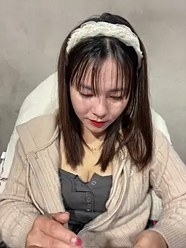 Snapshot of Star_fruit chatting on December 22, 2025, 2:01 am Star fruit online show from December 22, 2025, 2:01 am