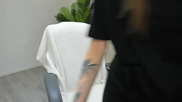 Arya Anna online show from February 9, 2026, 8:23 am