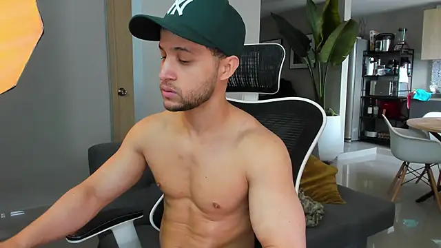 Paul Reybor online show from December 19, 2025, 3:36 pm