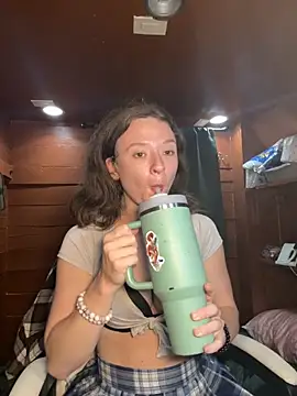 Snapshot of tokenmorgan chatting on December 3, 2025, 4:50 pm tokenmorgan online show from December 3, 2025, 4:50 pm