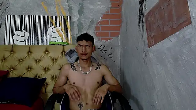 SavageLover  online show from December 14, 2025, 3:57 am