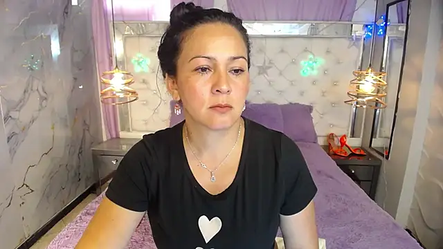 Melissa-roberts online show from December 22, 2025, 8:31 pm