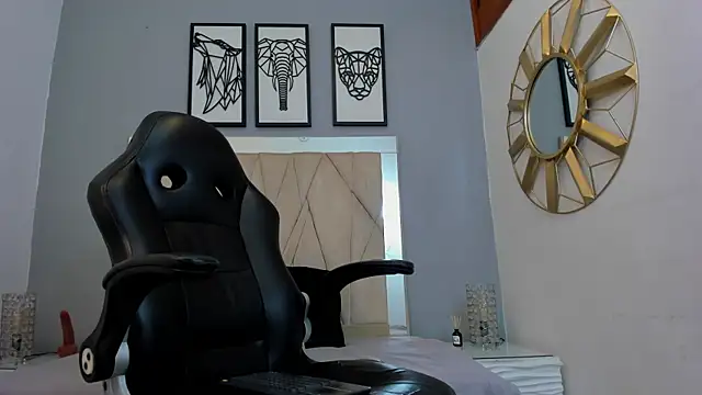 adams bobby online show from November 26, 2025, 2:28 pm