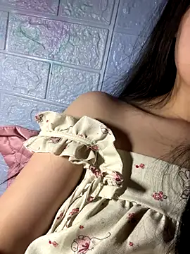 Snapshot of Ruby_68 chatting on November 10, 2025, 4:23 pm Ruby 68 online show from November 10, 2025, 4:23 pm