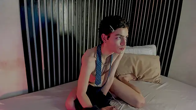 Snapshot of Val_Guerra chatting on November 27, 2025, 2:34 am Val Guerra online show from November 27, 2025, 2:34 am