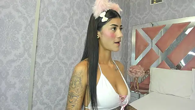 milkybaby  online show from November 19, 2025, 6:52 pm