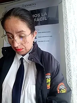 Snapshot of Valentina--1 chatting on January 6, 2026, 12:09 pm Valentina--1 online show from January 6, 2026, 12:09 pm