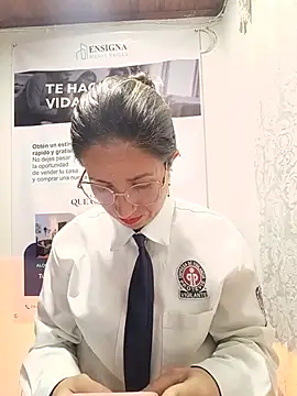 Snapshot of Valentina--1 chatting on May 20, 2026, 10:12 am Valentina--1 online show from May 20, 2026, 10:12 am