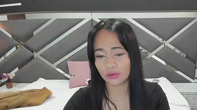 ScarlettParker online show from October 27, 2025, 1:12 pm