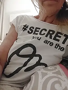 susylux online show from March 29, 2026, 12:45 am