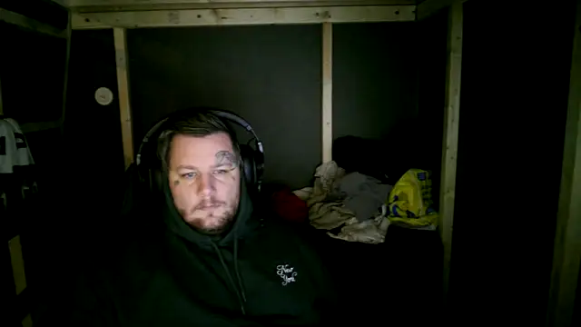 Snapshot of SWEDEN933 chatting on October 24, 2025, 2:54 am SWEDEN933 online show from October 24, 2025, 2:54 am