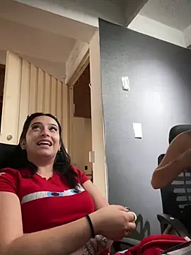 Snapshot of Kloe_Novoa chatting on February 4, 2026, 1:17 pm Kloe Novoa online show from February 4, 2026, 1:17 pm