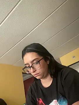 Snapshot of Kloe_Novoa chatting on February 7, 2026, 1:52 pm Kloe Novoa online show from February 7, 2026, 1:52 pm