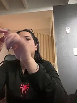 Snapshot of Kloe_Novoa chatting on February 5, 2026, 1:29 pm Kloe Novoa online show from February 5, 2026, 1:29 pm