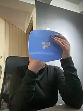 Snapshot of Kloe_Novoa chatting on February 24, 2026, 1:23 pm Kloe Novoa online show from February 24, 2026, 1:23 pm