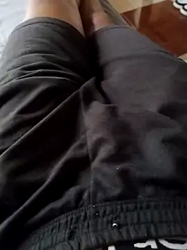 Andres  00 online show from April 28, 2026, 7:18 pm