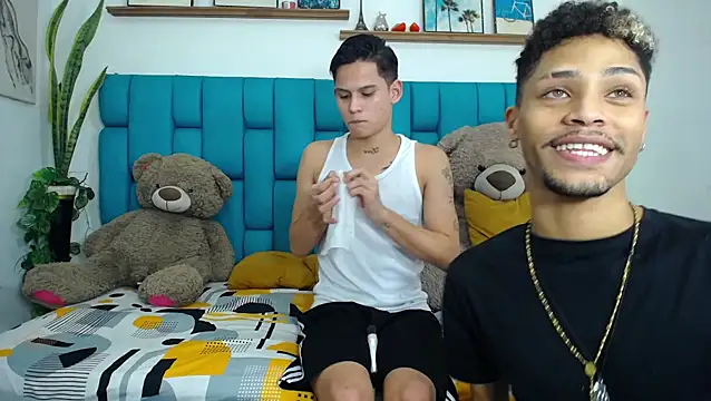 Snapshot of Hot_Boys_Latinos_X chatting on March 12, 2026, 8:24 pm Hot Boys Latinos X online show from March 12, 2026, 8:24 pm