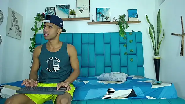 Snapshot of Hot_Boys_Latinos_X chatting on November 23, 2025, 12:26 pm Hot Boys Latinos X online show from November 23, 2025, 12:26 pm