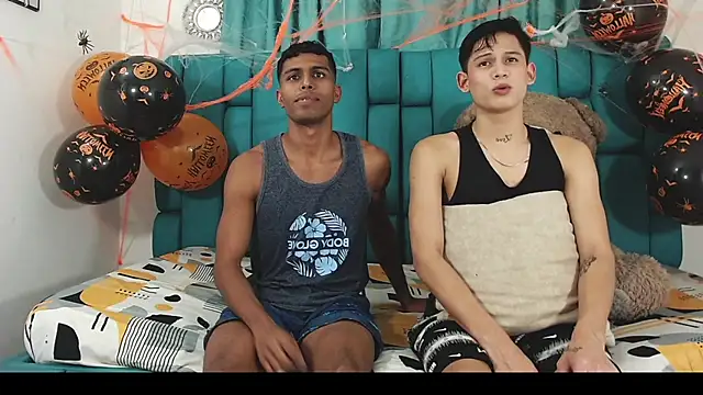 Snapshot of Hot_Boys_Latinos_X chatting on October 29, 2025, 12:09 am Hot Boys Latinos X online show from October 29, 2025, 12:09 am