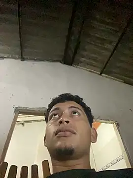 Snapshot of fer_luna chatting on November 4, 2025, 5:00 am fer luna online show from November 4, 2025, 5:00 am