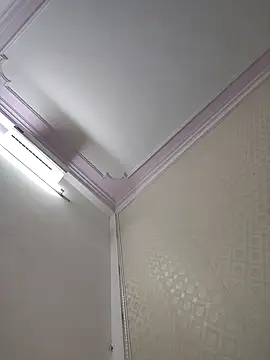 Snapshot of ezabel- chatting on December 5, 2025, 2:04 pm ezabel- online show from December 5, 2025, 2:04 pm