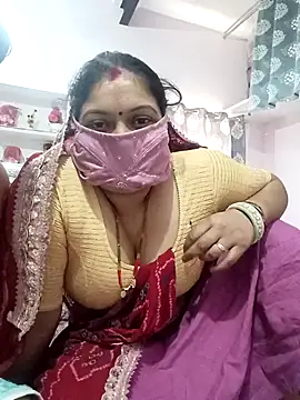 Snapshot of Best_couple2001 chatting on November 2, 2025, 7:13 am Best couple2001 online show from November 2, 2025, 7:13 am