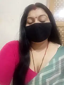 Snapshot of Best_couple2001 chatting on December 2, 2025, 6:48 am Best couple2001 online show from December 2, 2025, 6:48 am