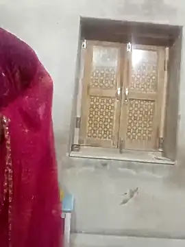 Snapshot of Best_couple2001 chatting on December 1, 2025, 6:14 am Best couple2001 online show from December 1, 2025, 6:14 am