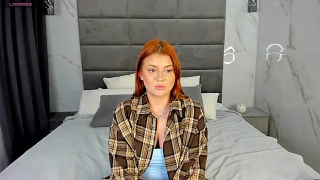 Snapshot of Susie_Porter chatting on November 6, 2025, 1:53 am Susie Porter online show from November 6, 2025, 1:53 am