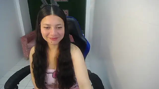 Snapshot of velvetvixen_t chatting on November 4, 2025, 12:42 pm velvetvixen t online show from November 4, 2025, 12:42 pm