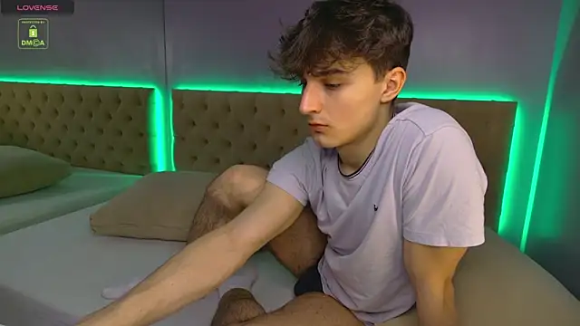 Richard steele hot online show from February 16, 2026, 10:47 am