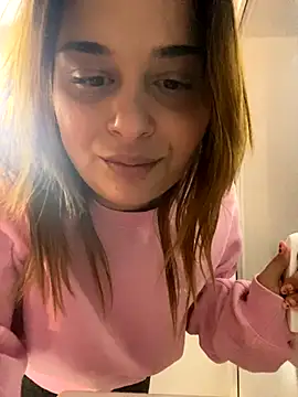 kittykelly online show from November 6, 2025, 7:18 pm