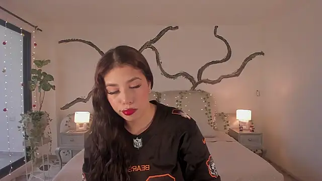 Snapshot of AsiaMillerr_ chatting on November 22, 2025, 12:15 pm AsiaMillerr online show from November 22, 2025, 12:15 pm