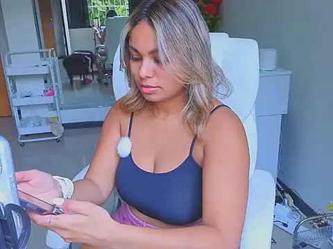 diosadeluniverso online show from April 13, 2026, 12:42 pm