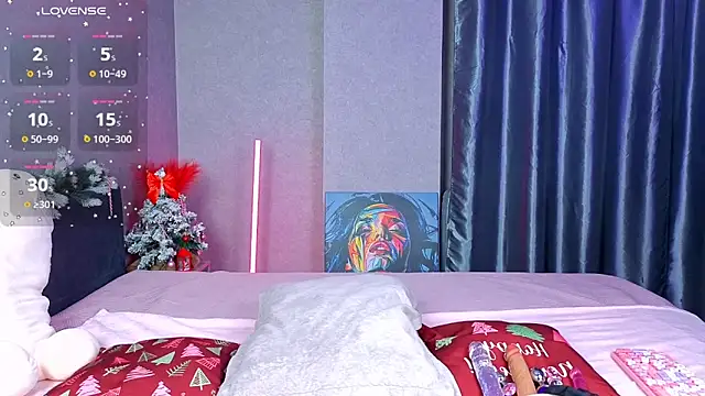 Snapshot of KittieHeart chatting on December 17, 2025, 6:46 pm KittieHeart online show from December 17, 2025, 6:46 pm