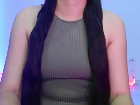 Snapshot of Misha_01 chatting on November 6, 2025, 3:05 pm Misha 01 online show from November 6, 2025, 3:05 pm