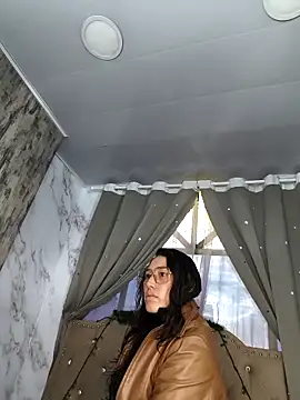 eva delight  online show from December 22, 2025, 11:10 am