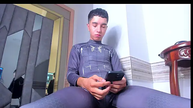 Snapshot of Dallen_Grant chatting on February 13, 2026, 8:58 am Dallen Grant online show from February 13, 2026, 8:58 am