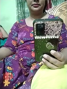 Snapshot of Nupur-00 chatting on October 25, 2025, 7:58 pm Nupur-00 online show from October 25, 2025, 7:58 pm