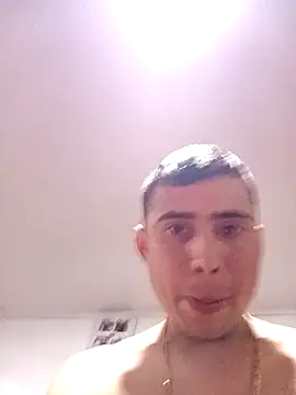 Snapshot of robinhd1234 chatting on April 13, 2026, 4:33 pm robinhd1234 online show from April 13, 2026, 4:33 pm