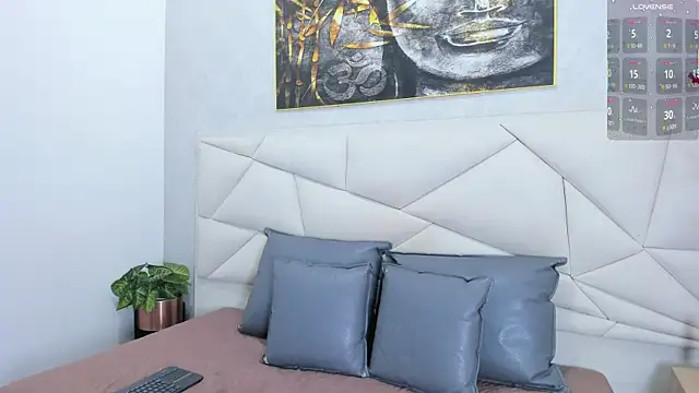 Snapshot of PariisTaylor chatting on November 13, 2025, 7:18 pm PariisTaylor online show from November 13, 2025, 7:18 pm