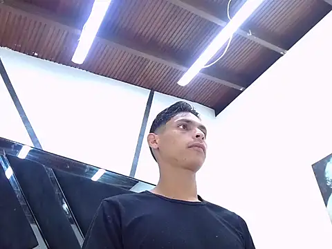 wiltom  online show from October 29, 2025, 12:26 pm