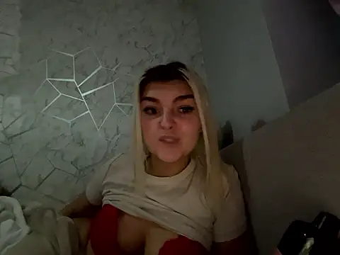 Snapshot of rosie-hipstergal chatting on January 12, 2026, 10:47 pm rosie-hipstergal online show from January 12, 2026, 10:47 pm