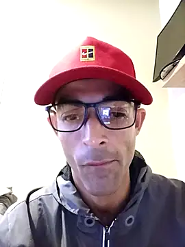 Snapshot of LeandroLima23Cm chatting on November 10, 2025, 3:22 am LeandroLima23Cm online show from November 10, 2025, 3:22 am