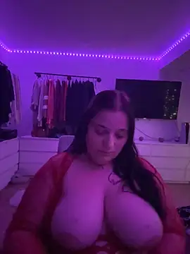 Aksinja05 online show from November 9, 2025, 6:23 pm