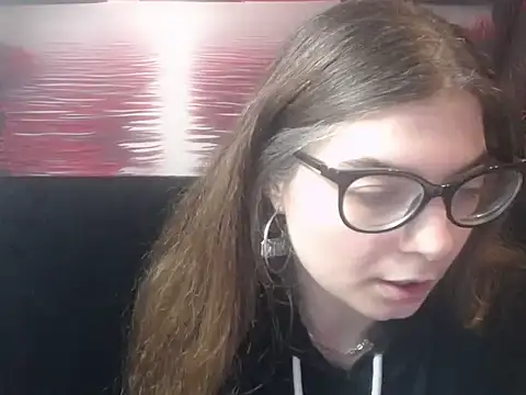 sweetbabygirlforyou online show from November 11, 2025, 10:58 pm